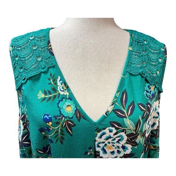 Daniel Rainn Crochet Detail Blouse~Sz 1X~Green Floral~Stitch Fix NWT ~ L11 16 - Picture 2 of 10
